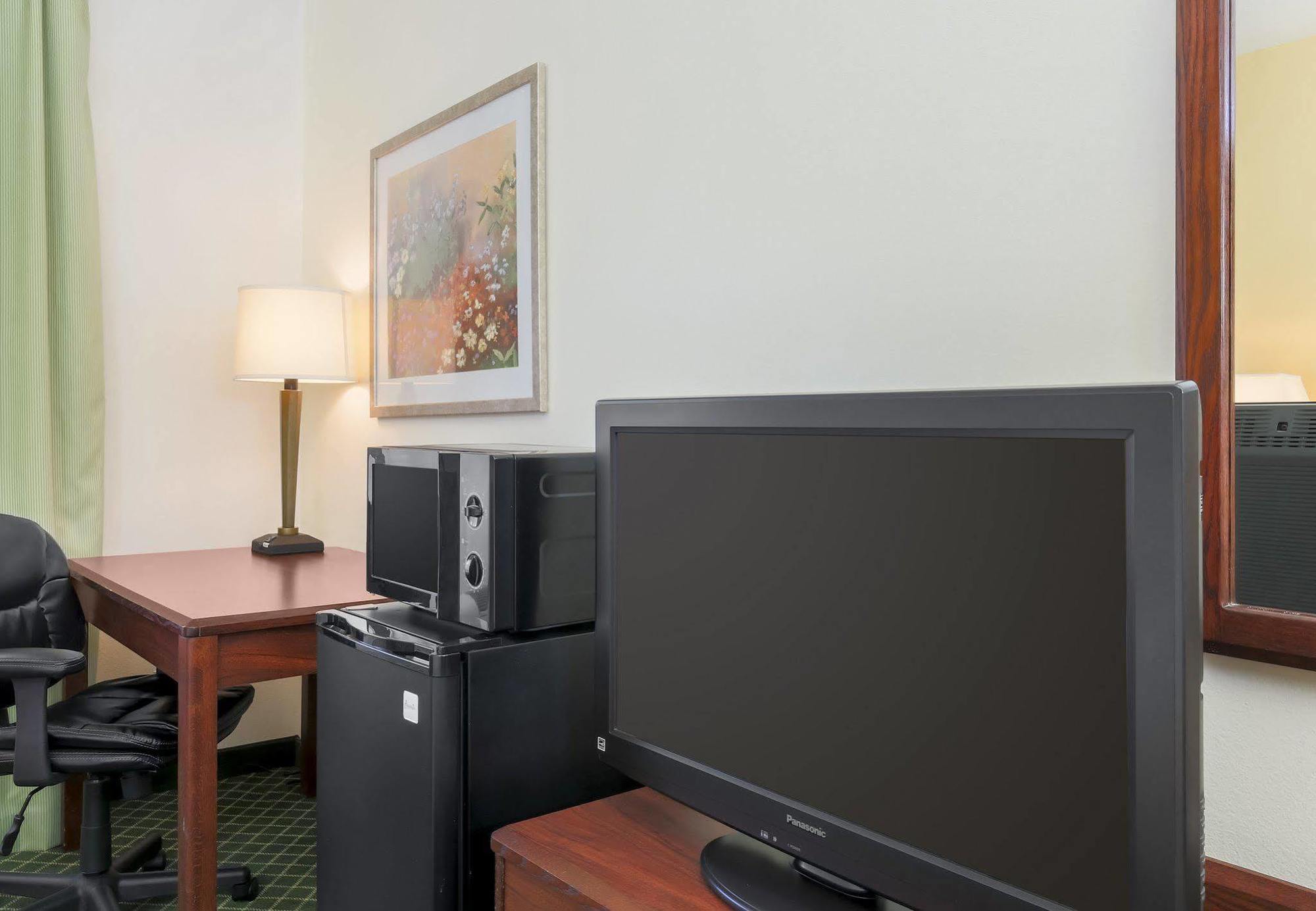Wingate By Wyndham Uniontown Hotel Luaran gambar
